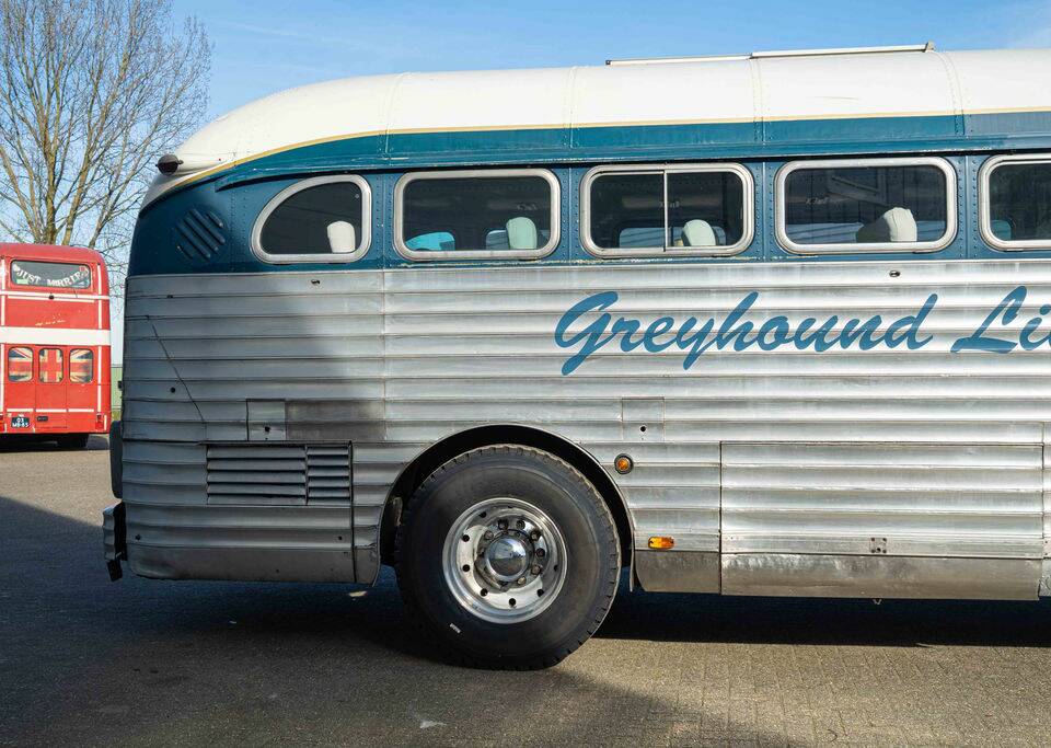 Bild 7/8 von GMC PD-4151 "Silversides" (1948)