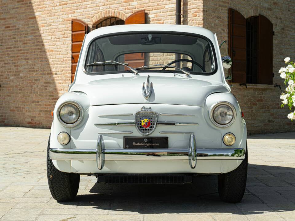 Immagine 4/50 di Abarth Fiat 850 TC (1963)