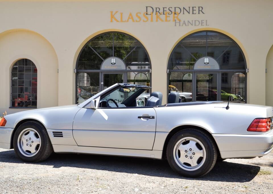 Imagen 4/50 de Mercedes-Benz 300 SL (1991)