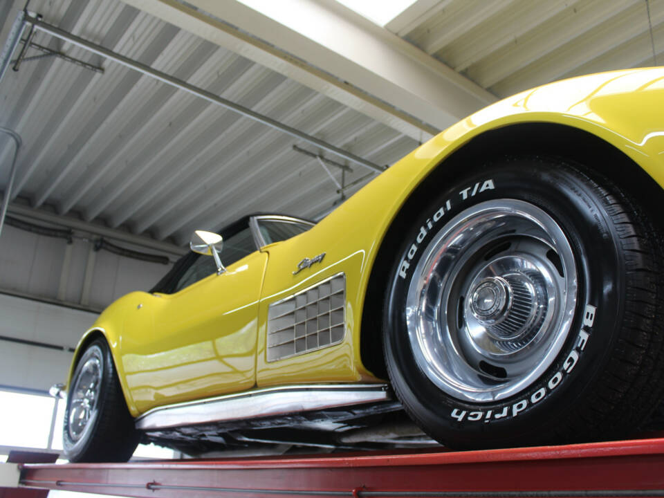 Image 8/50 of Chevrolet Corvette Stingray (1972)