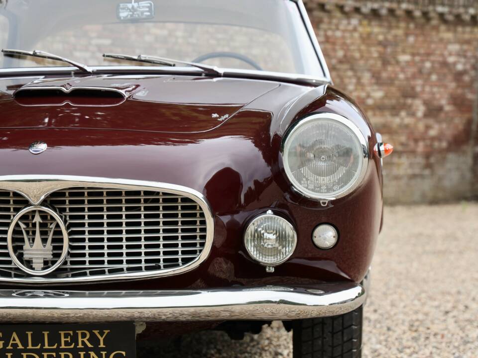 Bild 35/50 von Maserati 3500 GT Touring (1961)