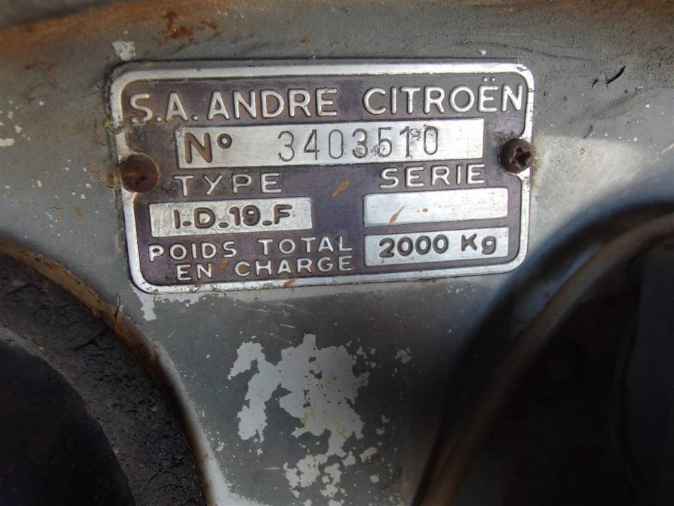 Bild 45/46 von Citroën ID 19 Break (1962)