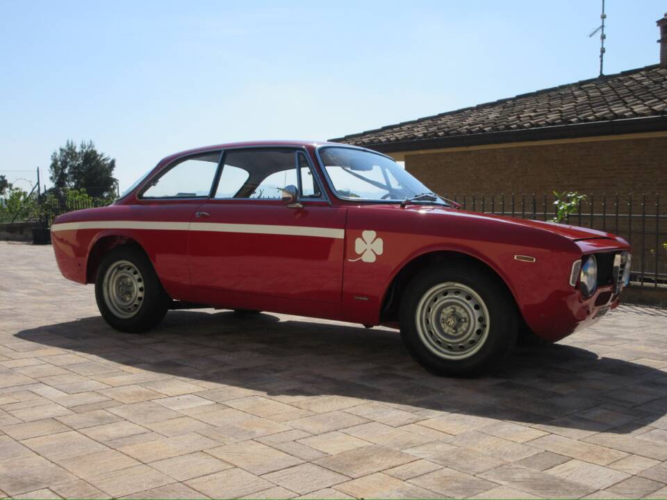 Bild 4/54 von Alfa Romeo Giulia GTA 1300 Junior (1968)