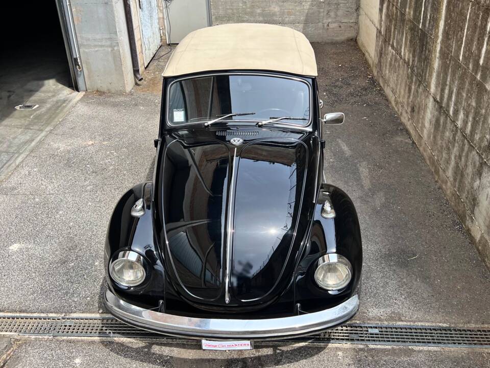 Immagine 7/35 di Volkswagen Beetle 1302 (1971)