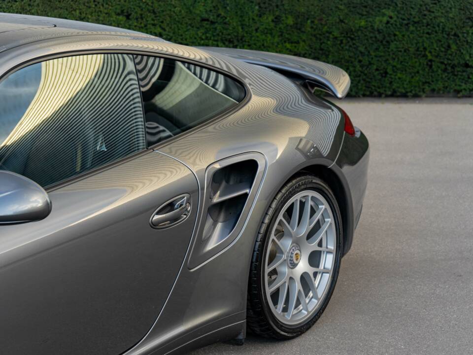 Bild 2/22 von Porsche 911 Turbo S (2012)