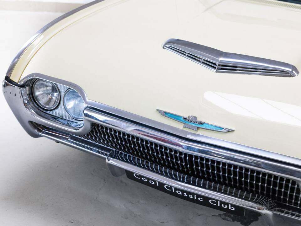 Bild 29/40 von Ford Thunderbird (1962)