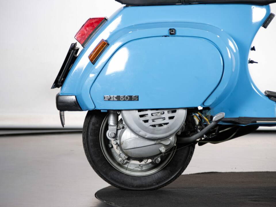 Image 32/42 of Piaggio Vespa PK 50 S (1982)