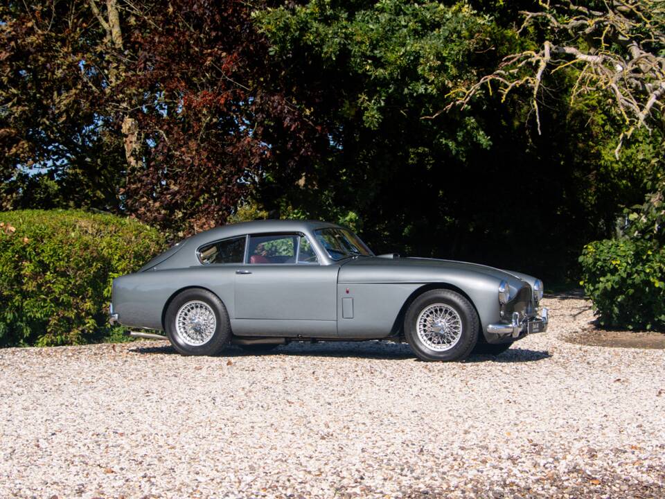 Bild 5/18 von Aston Martin DB 2&#x2F;4 Mk III (1958)