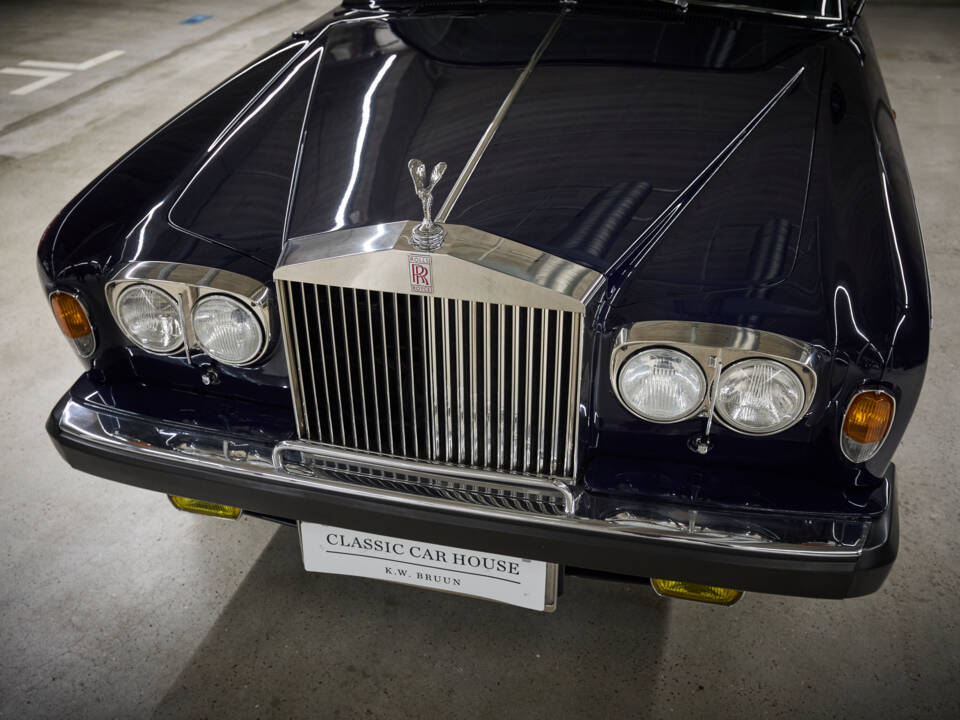 Image 23/100 de Rolls-Royce Silver Shadow II (1979)