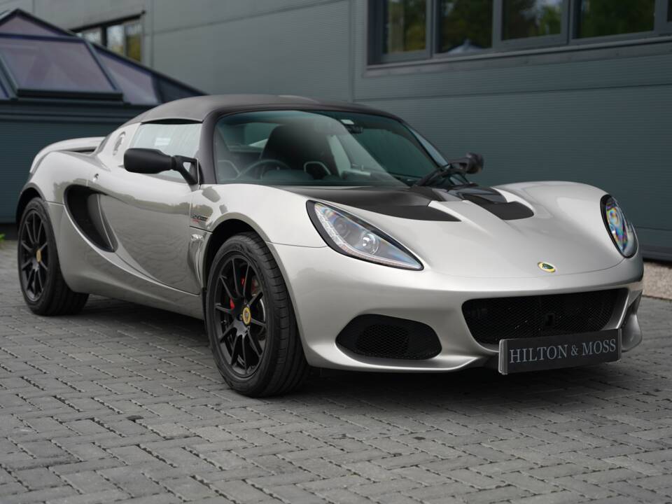 Image 22/50 of Lotus Elise Sport 240 &quot;Final Edition&quot; (2022)