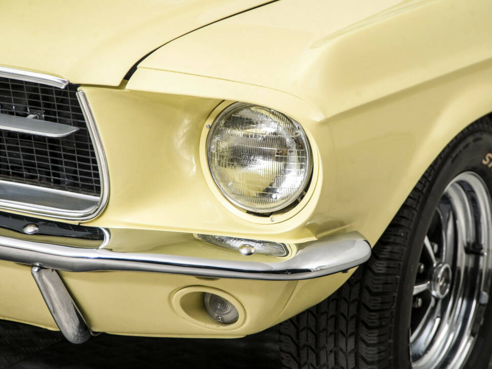 Image 22/50 of Ford Mustang 289 (1967)