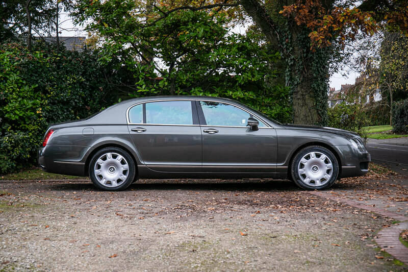 Afbeelding 5/35 van Bentley Continental Flying Spur (2005)