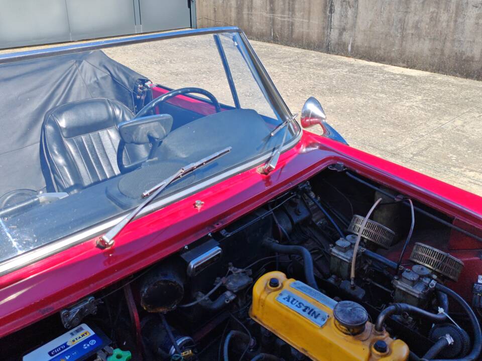 Image 29/40 of Innocenti 950 Spider (1963)
