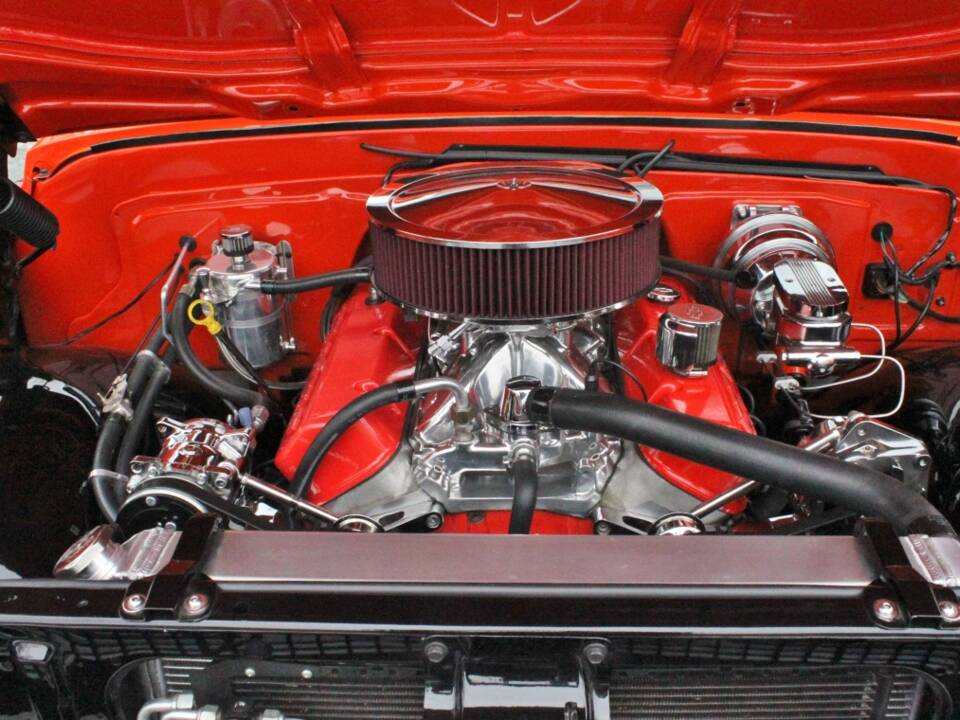 Immagine 9/30 di Chevrolet Suburban (1970)