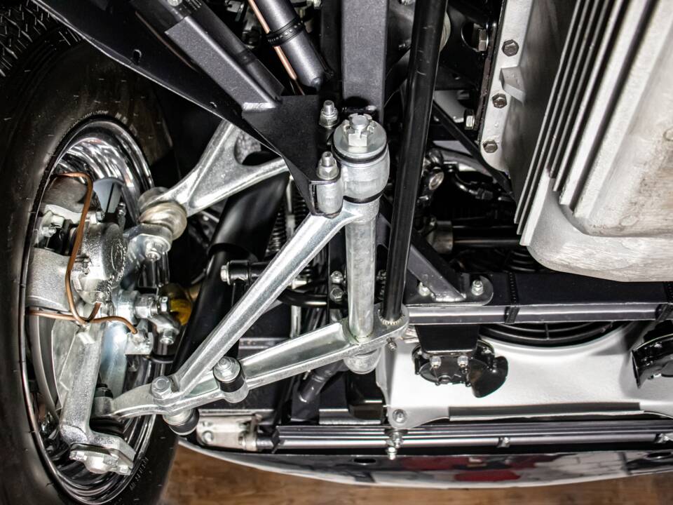 Bild 96/99 von Jaguar E-Type 4.2 (1966)