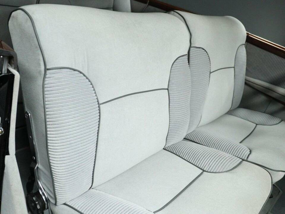 Image 32/50 de Mercedes-Benz 300 d (1958)