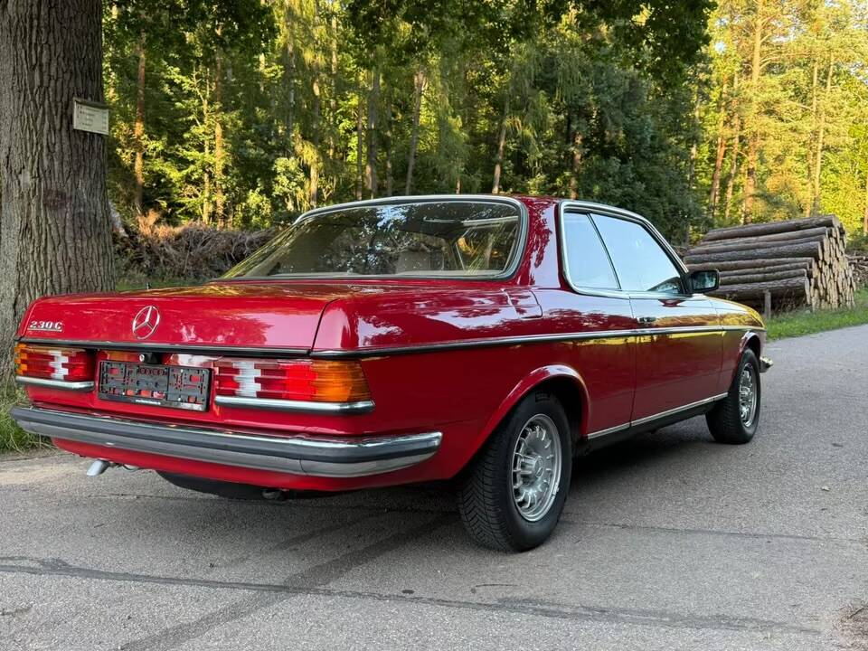 Bild 6/9 von Mercedes-Benz 230 C (1980)