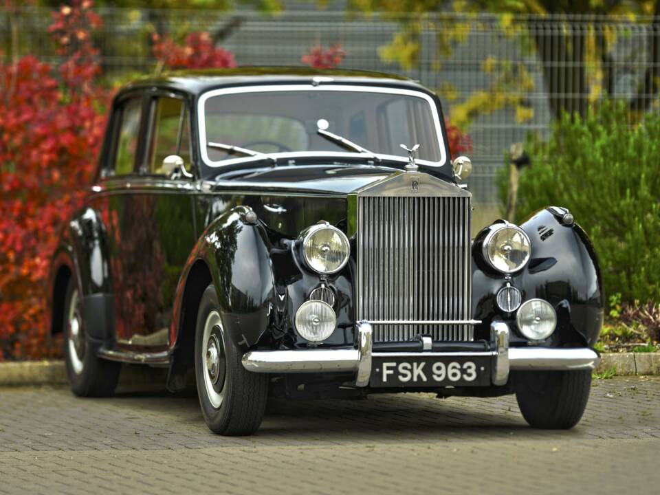 Bild 5/50 von Rolls-Royce Silver Dawn (1954)