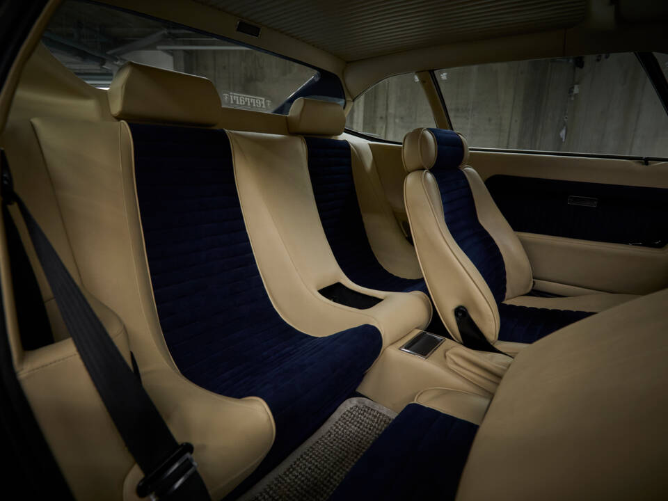 Image 76/100 of Ferrari Dino 308 GT4 (1976)