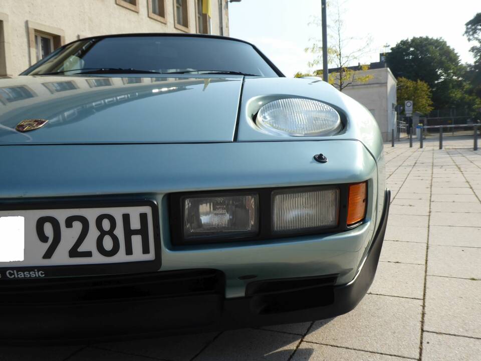 Imagen 22/70 de Porsche 928 S (1985)