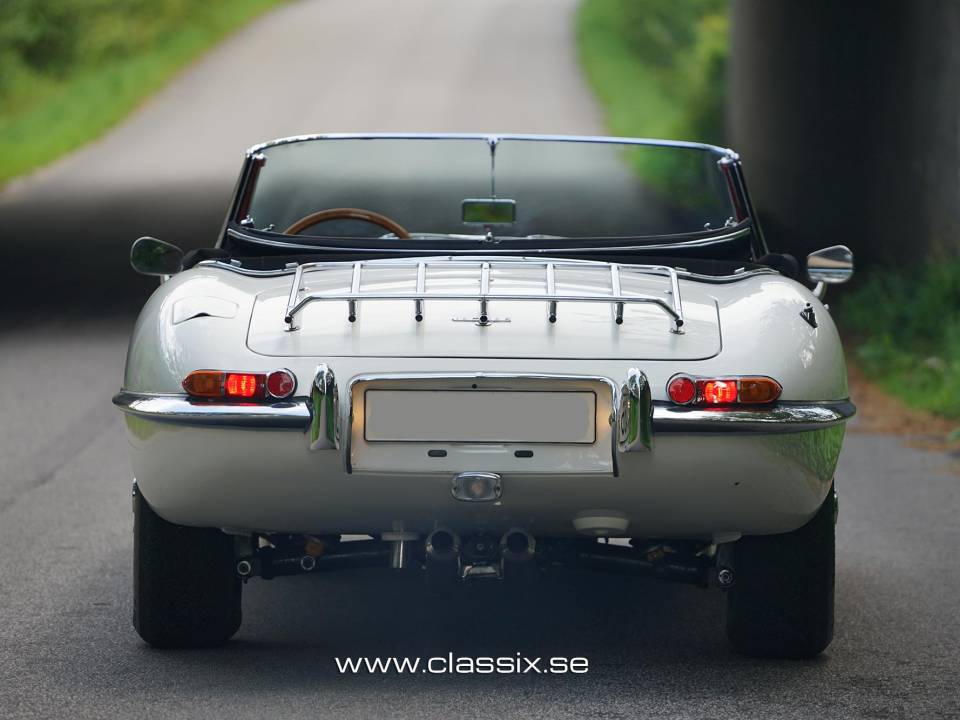 Immagine 15/25 di Jaguar E-Type 3.8 (1963)