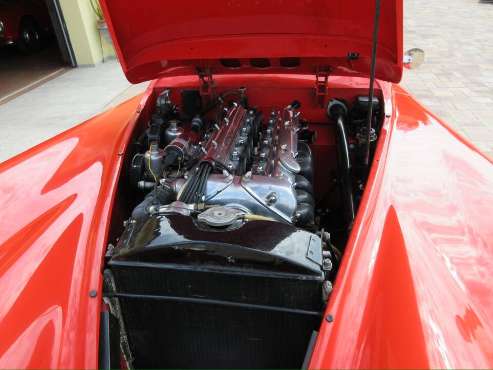 Bild 18/45 von Jaguar XK 120 SE OTS (1954)