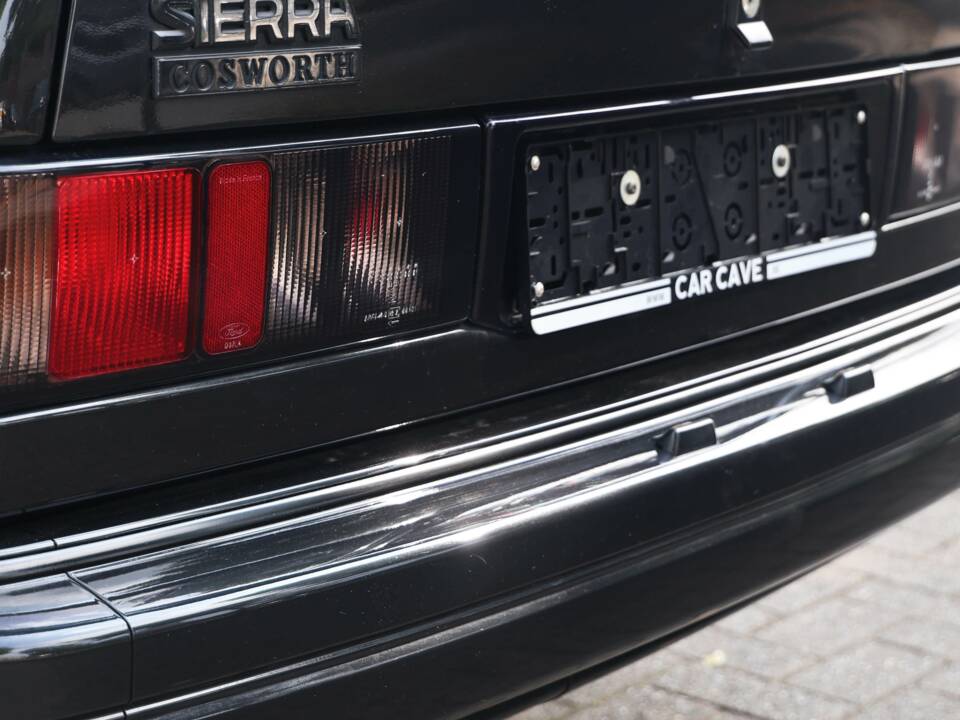 Image 31/50 of Ford Sierra Cosworth 4x4 (1992)