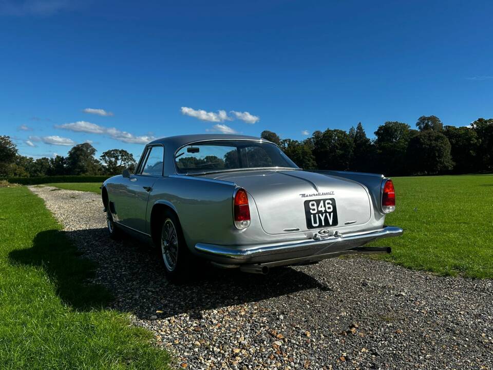 Afbeelding 13/53 van Maserati 3500 GT Touring (1961)