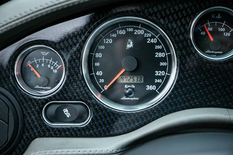 Image 40/43 of Lamborghini Diablo VT 6.0 (2000)