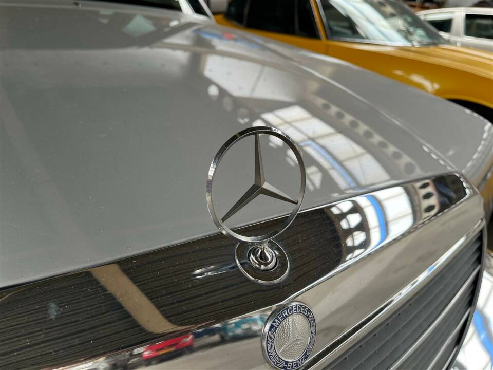 Image 37/42 of Mercedes-Benz 420 SEL (1986)