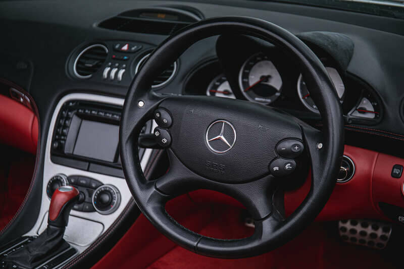Afbeelding 14/35 van Mercedes-Benz SL 55 AMG (2004)