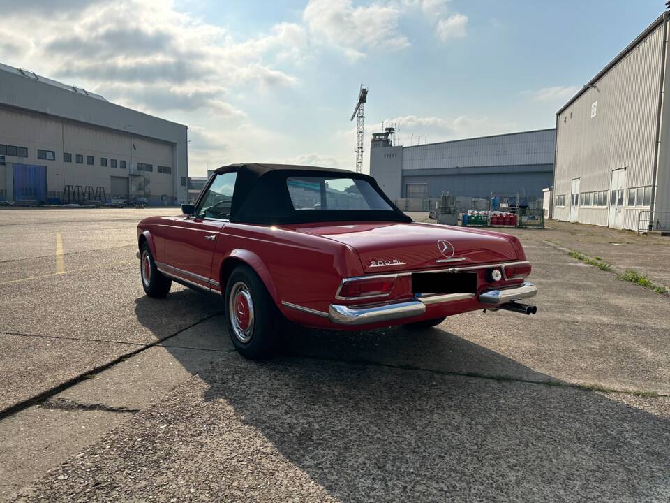 Afbeelding 22/54 van Mercedes-Benz 280 SL (1968)