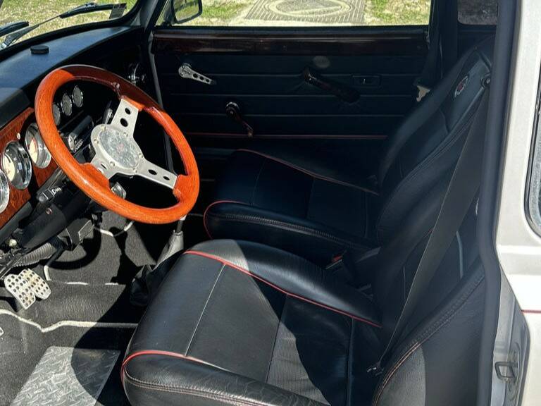 Immagine 2/8 di Mini Cooper 1,3i (1995)