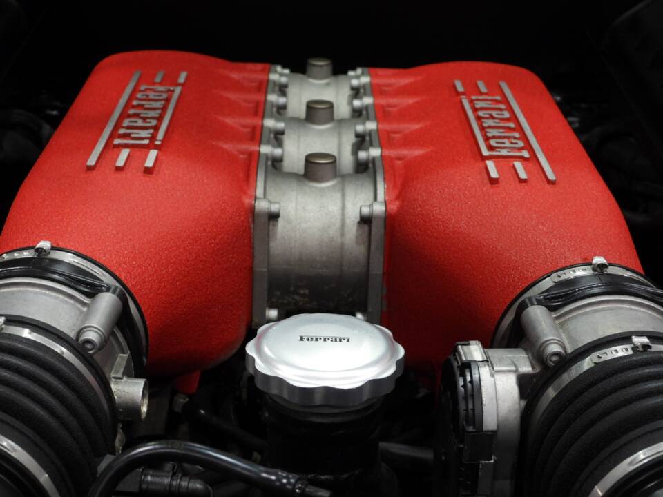 Image 10/15 de Ferrari 458 Italia (2011)