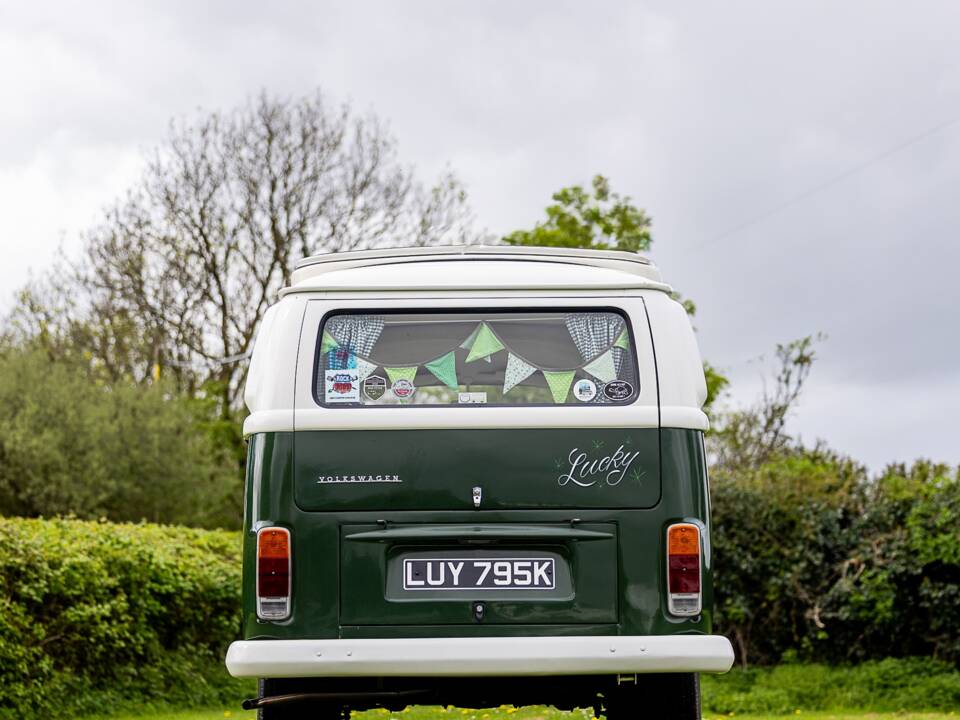 Image 17/50 of Volkswagen T2 Brasil Camper (1972)