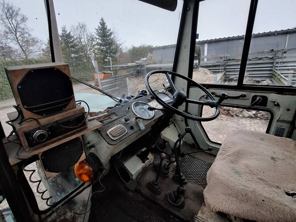 Image 6/7 de Mercedes-Benz MB trac 65/70 (1973)