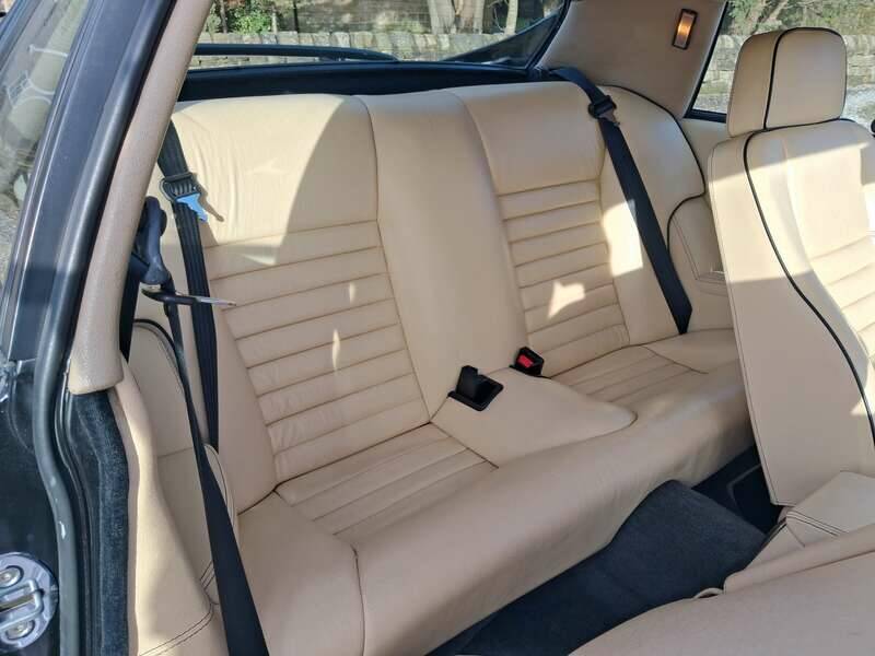 Image 38/41 de Jaguar XJRS 6.0 (1990)