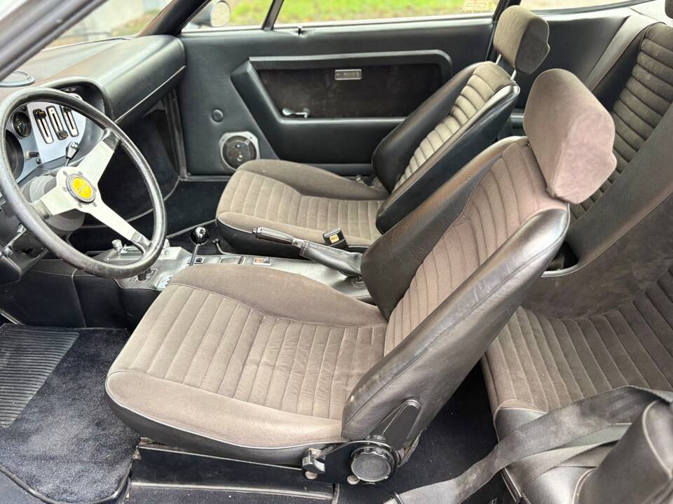 Image 4/15 of Ferrari Dino 308 GT4 (1975)