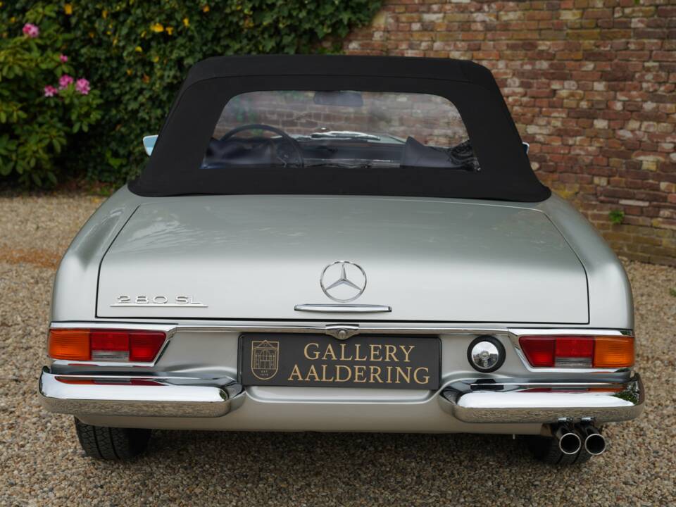 Imagen 25/50 de Mercedes-Benz 280 SL (1969)