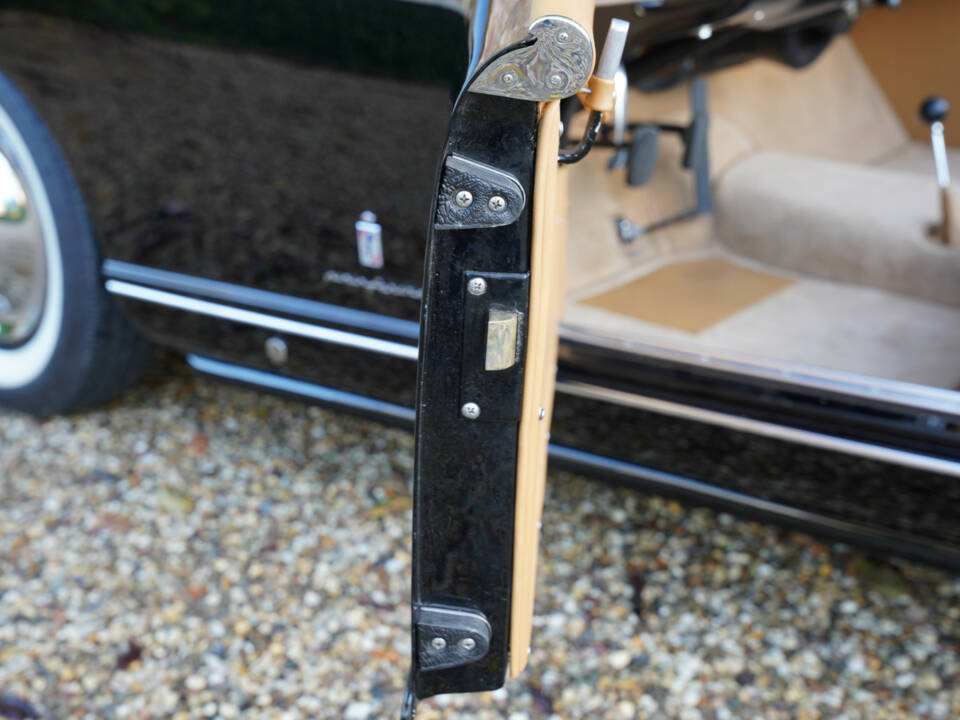 Image 29/50 of Nash-Healey Roadster (1953)