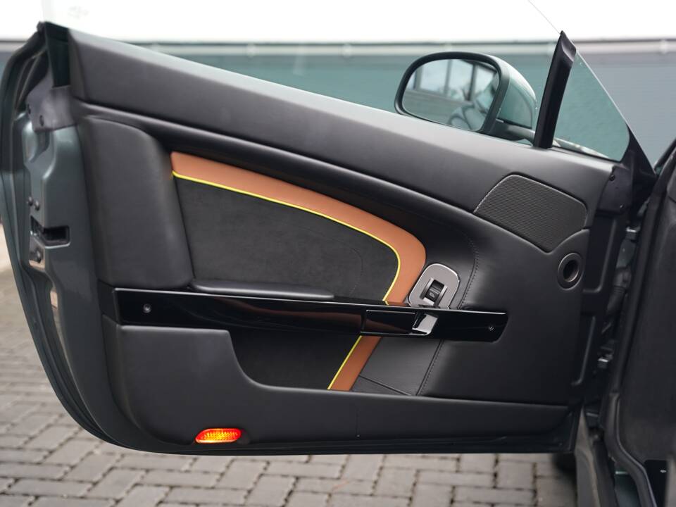 Bild 15/50 von Aston Martin V12 Vantage AMR (2017)