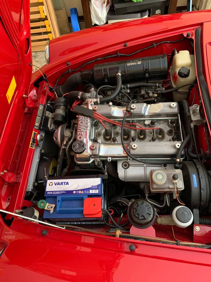 Image 7/21 of Alfa Romeo 1.6 Spider (1991)