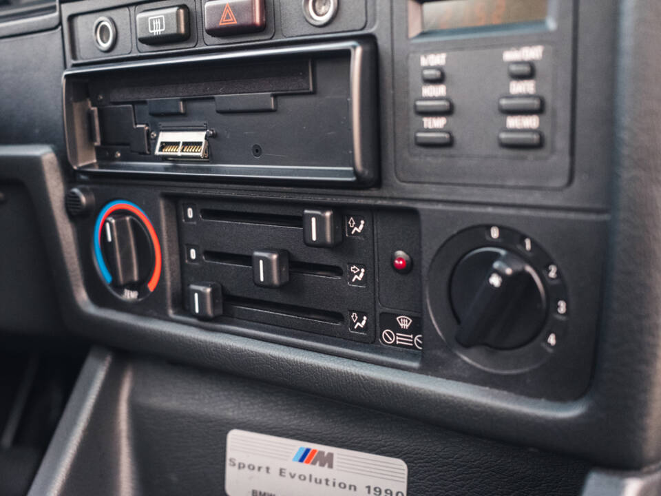 Image 39/50 of BMW M3 Sport Evo (1990)