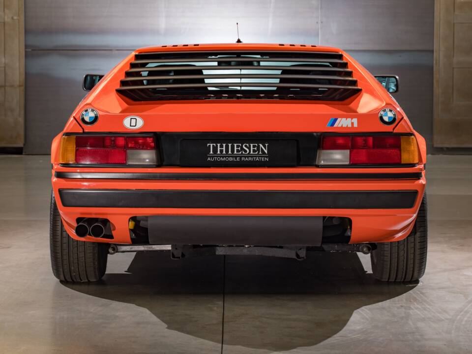 Image 7/22 of BMW M1 (1981)