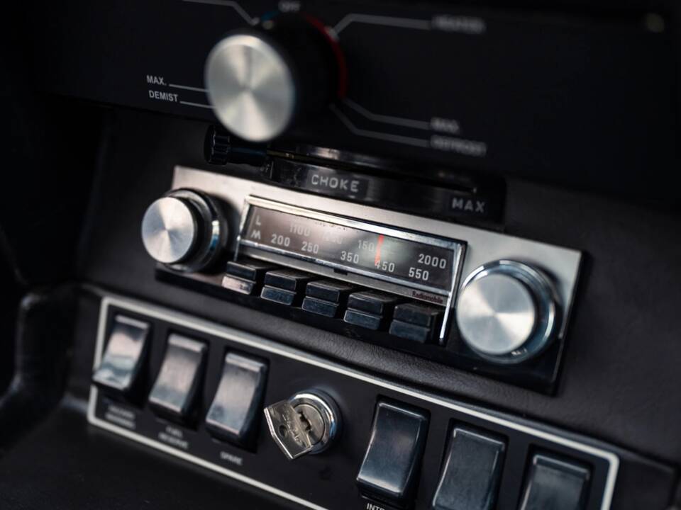 Image 45/63 de Aston Martin DBS (1968)