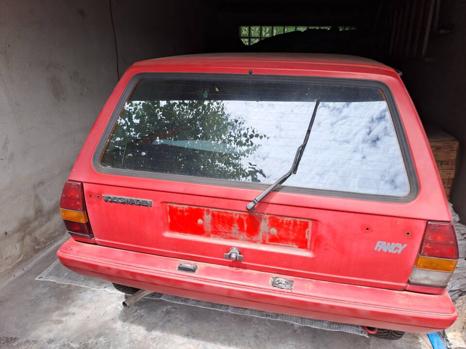 Bild 3/10 von Volkswagen Polo II Steilheck 1.0 (1984)