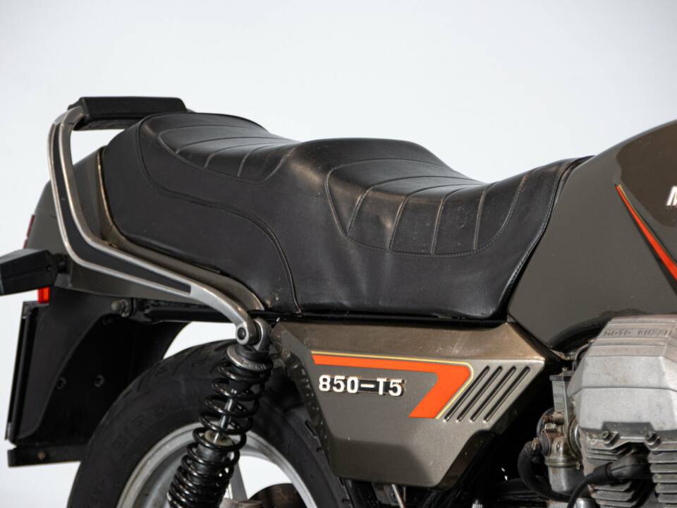 Image 21/50 of Moto Guzzi 850 T 5 (1984)