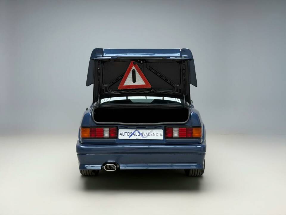 Image 24/28 of Mercedes-Benz C 180 (1994)