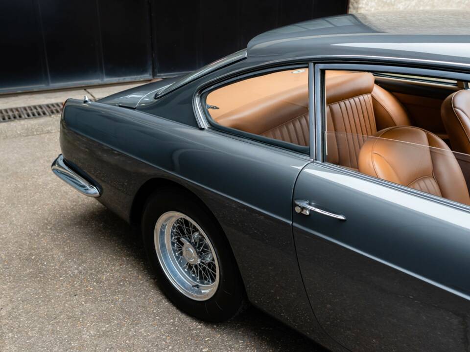 Bild 9/50 von Ferrari 250 GT/E (1963)
