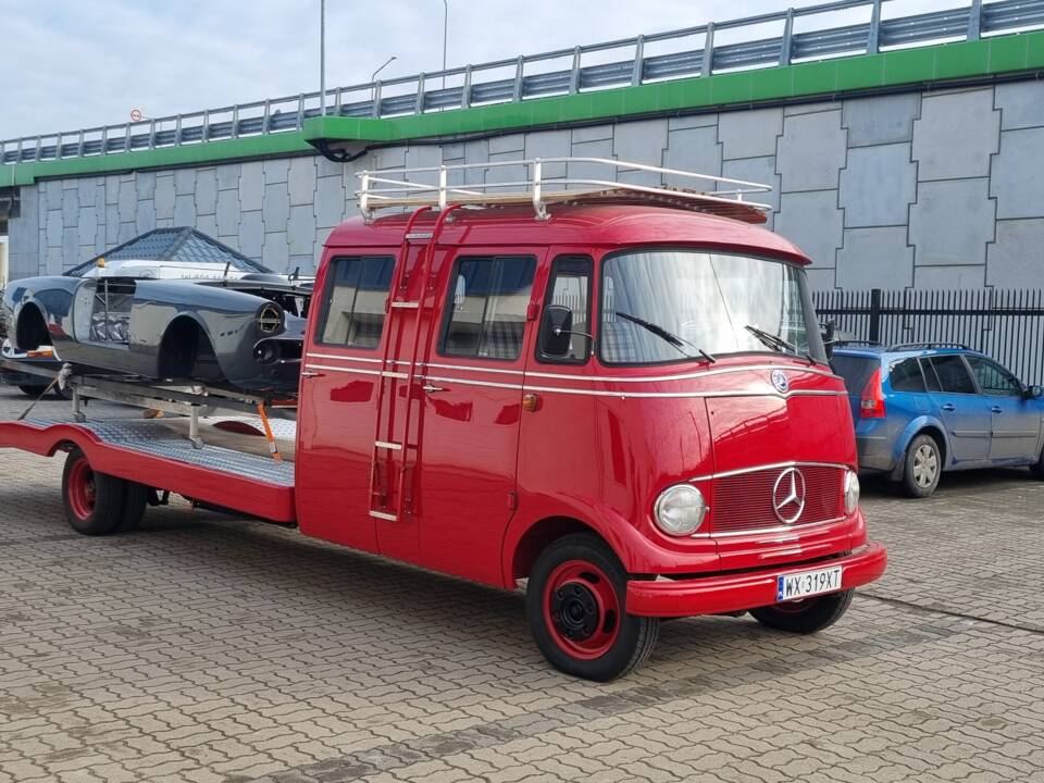 Afbeelding 15/55 van Mercedes-Benz L 319 D (1967)